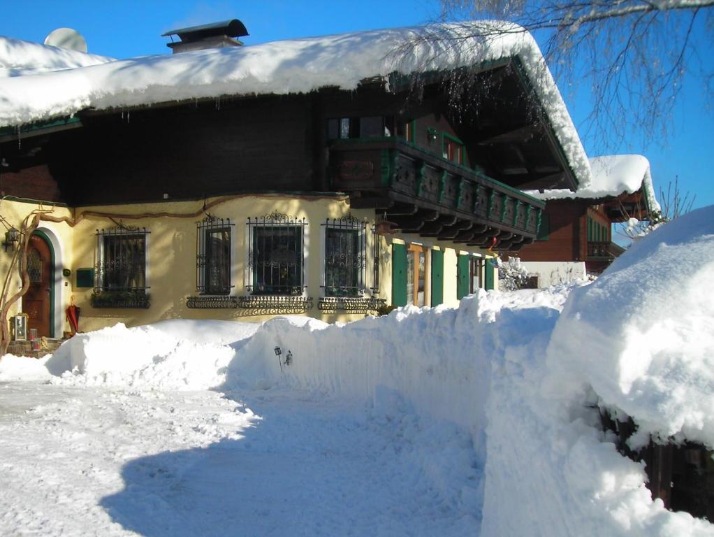 Appartement Haus Lena à Sankt Martin bei Lofer Extérieur photo